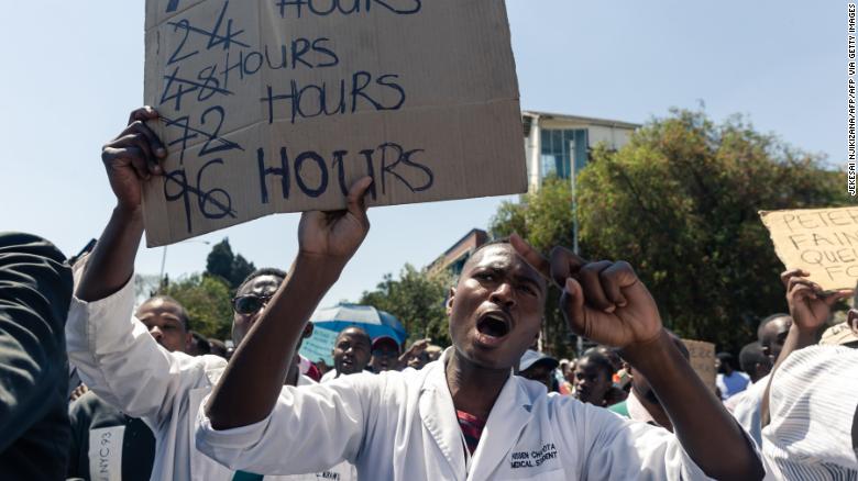 Read more about the article Poor conditions in hospitals is causing ‘silent genocide’, Zimbabwe medics on strike say