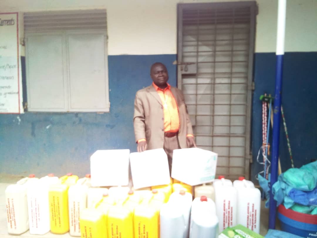Read more about the article Pride Micro Finance Kagadi Branch donates sanitary items to Bishop Rwakaikara PS