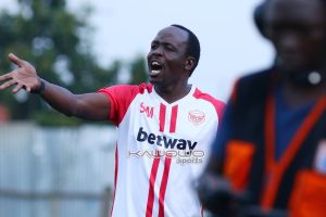 Read more about the article Official: Ssimwogerere sacked, Bbosa takes over at Express FC