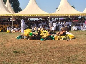 Read more about the article Gun Fire as faith of Unity believers burn Bunyoro Kingdom cultural site