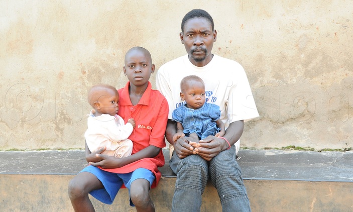 Read more about the article Father of abandoned children surfaces