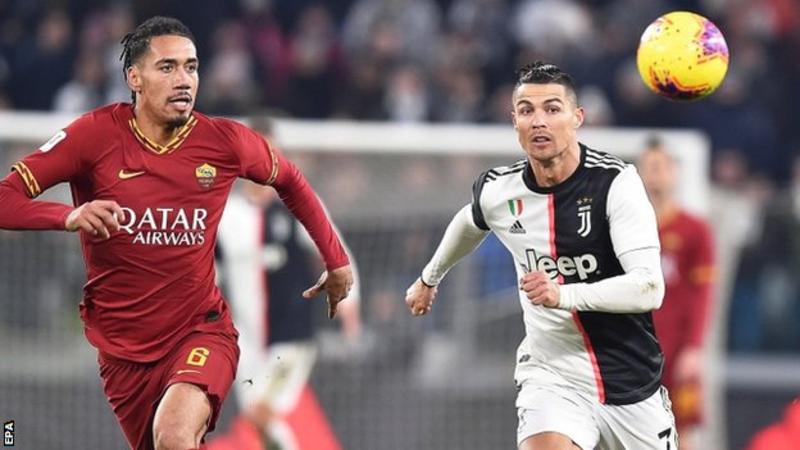 You are currently viewing Chris Smalling hopes for England recall for Euro 2020