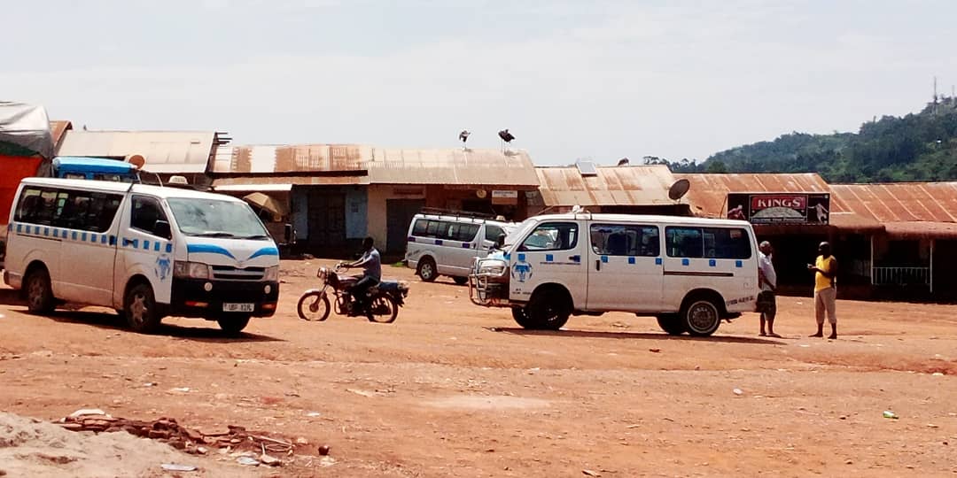 You are currently viewing Ban on public transport, leaves travelers stuck in Kagadi