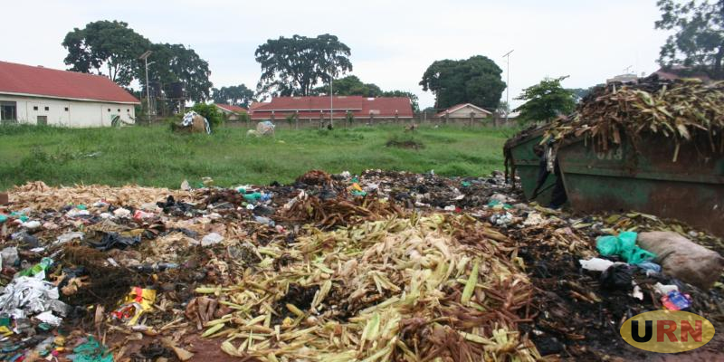 You are currently viewing Vendors in Masindi Market Protest Over Uncollected Garbage