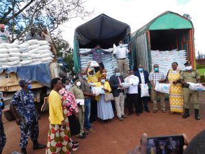 Read more about the article COVID-19 UPDATE: Rugunda, Bahati return Shs20m MPs cash, donate more goodies to Kabale Covid-19 taskforce