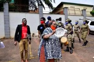 Read more about the article Stella Nyanzi, Bajjo and several others arrested over food protest