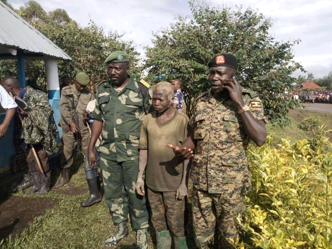 You are currently viewing Kasese floods update: UPDF deploys standby chopper to render airlift services