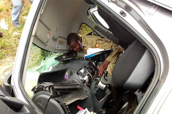 You are currently viewing Implementing facemask-wearing order! Police officer crashes suspect’s vehicle in accident as he drove it to police station