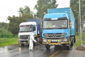 You are currently viewing Spraying of all trucks entering Uganda from Rwanda via Cyanika border is on going.