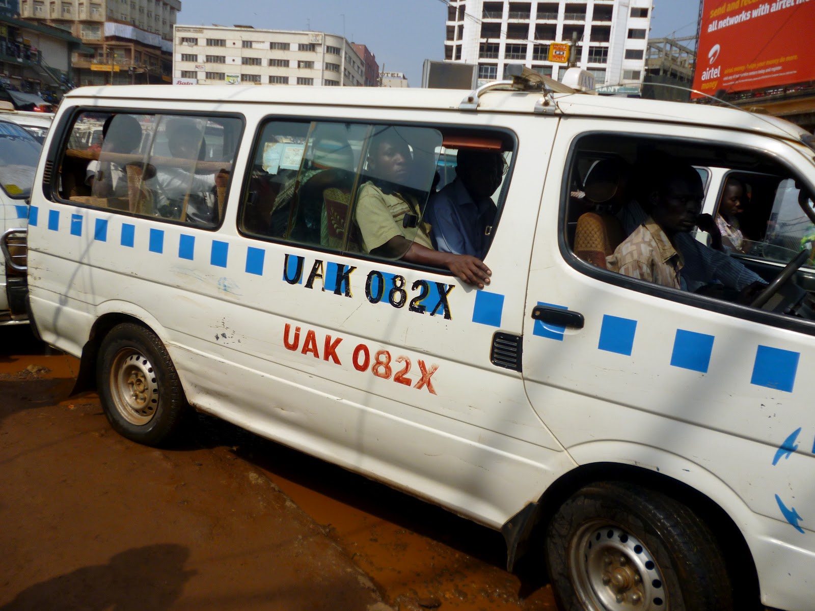 You are currently viewing Public, private transport still banned, face masks now mandatory as Uganda eases COVID-19 restrictions