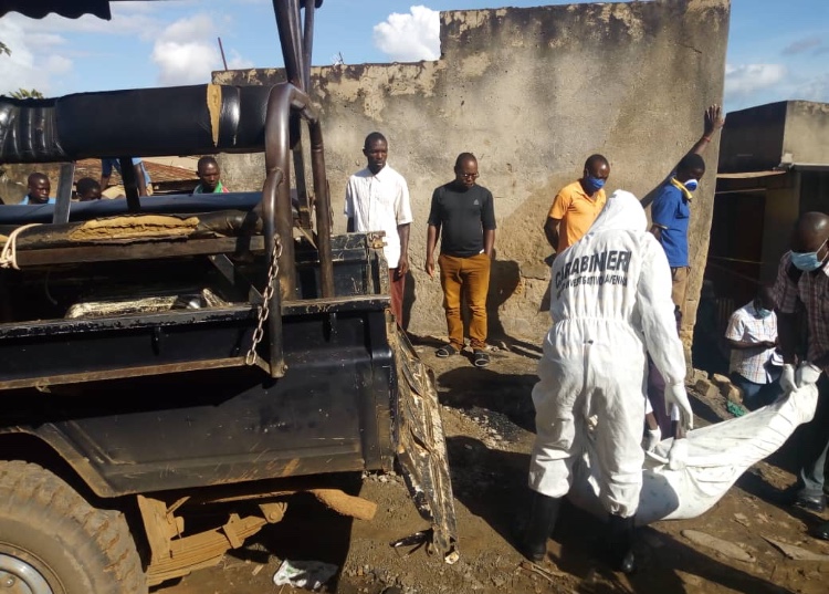 You are currently viewing Strange as woman found dead in restaurant