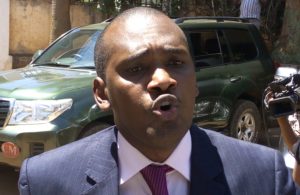 Read more about the article COVID-19 CRISIS: Minister Tumwebaze blocked from entering Equity bank for having no face mask