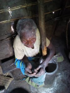Read more about the article 98 year old woman, grandchild plagued by jiggers