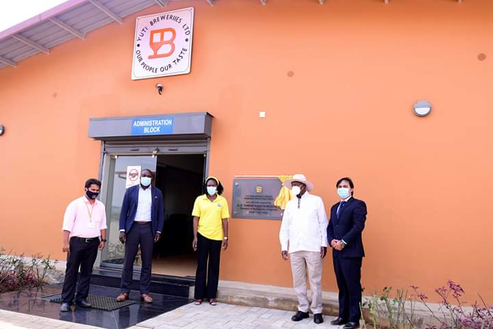 You are currently viewing Museveni commissions seven factories in Namanve