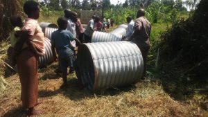 Read more about the article Kagadi residents Resort to Communal Work to Address Road Challenges