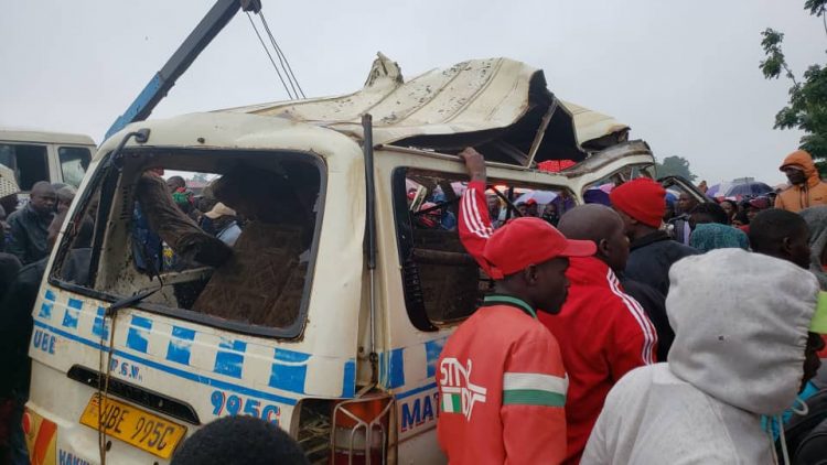 Read more about the article 14 confirmed dead in Masaka-Mbarara accident involving trailer, taxi
