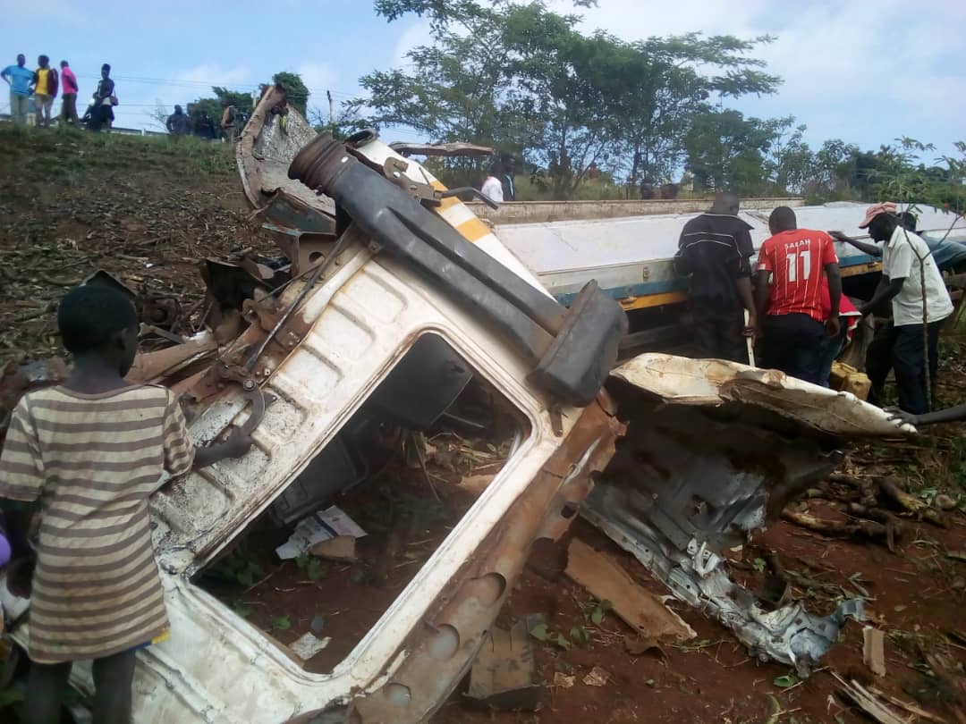 Read more about the article Two die, one injured in Kagadi truck accident