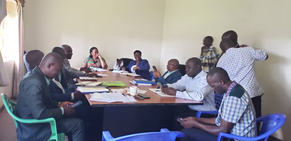 Read more about the article Kagadi district leadership Calls for Officials’ Suspension over Alleged Misuse of Public Resources