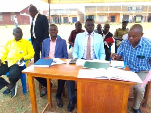 Read more about the article Kagadi RDC Office Assures Support for Mabaale Town Council’s Land Lease Deal
