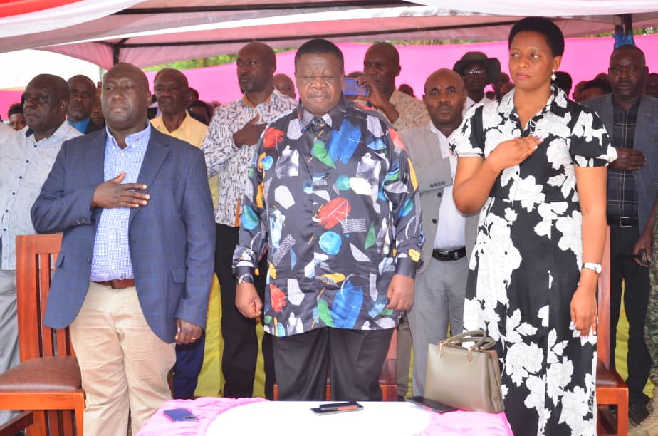 Read more about the article Minister Otafiire Endorses Hon. Twesige as Visionary Leader, Urges Kagadi to Vote for Change